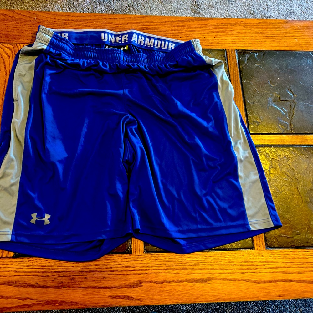 Men’s Under Armour Shorts Size XL